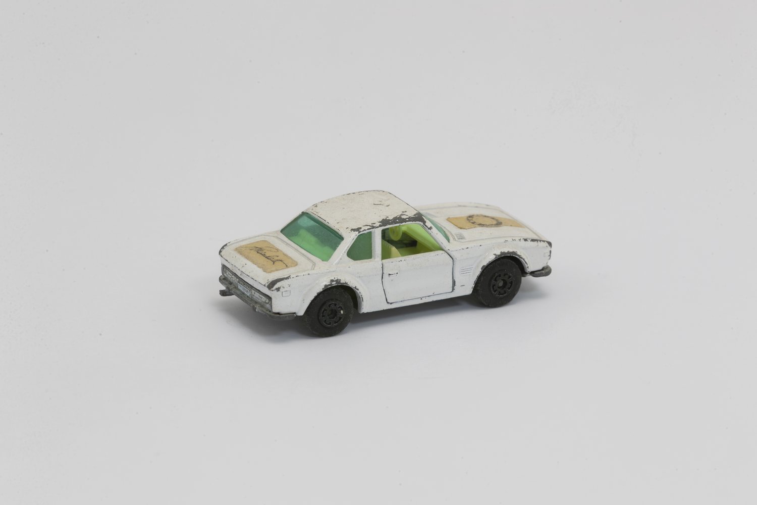 BMW 3.0 CSL - angle2