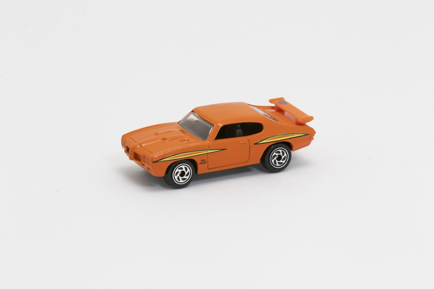 '70 Pontiac GTO - angle1
