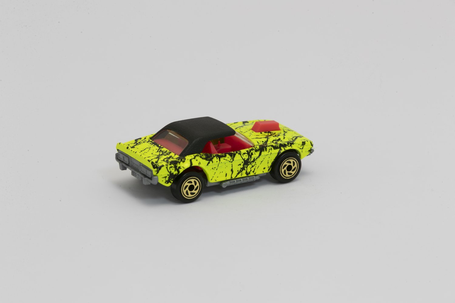 Dodge Challenger - angle2