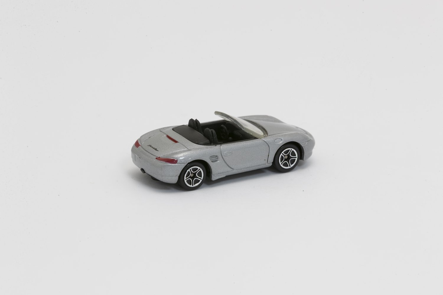 Porsche Boxster - angle2