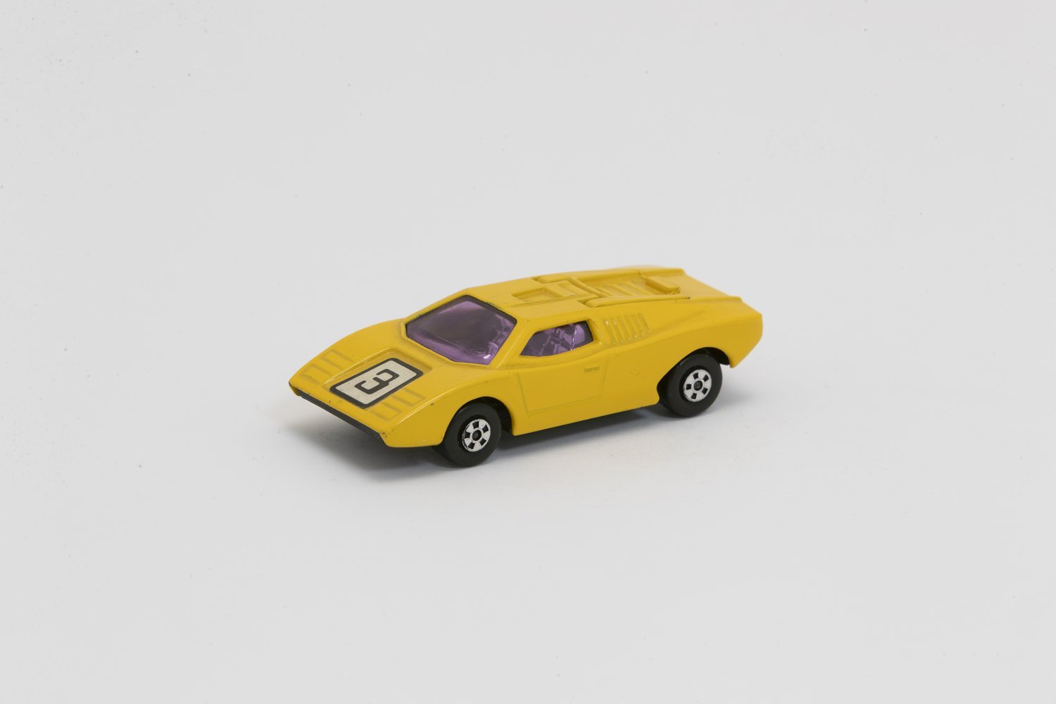 Lamborghini Countach - angle1